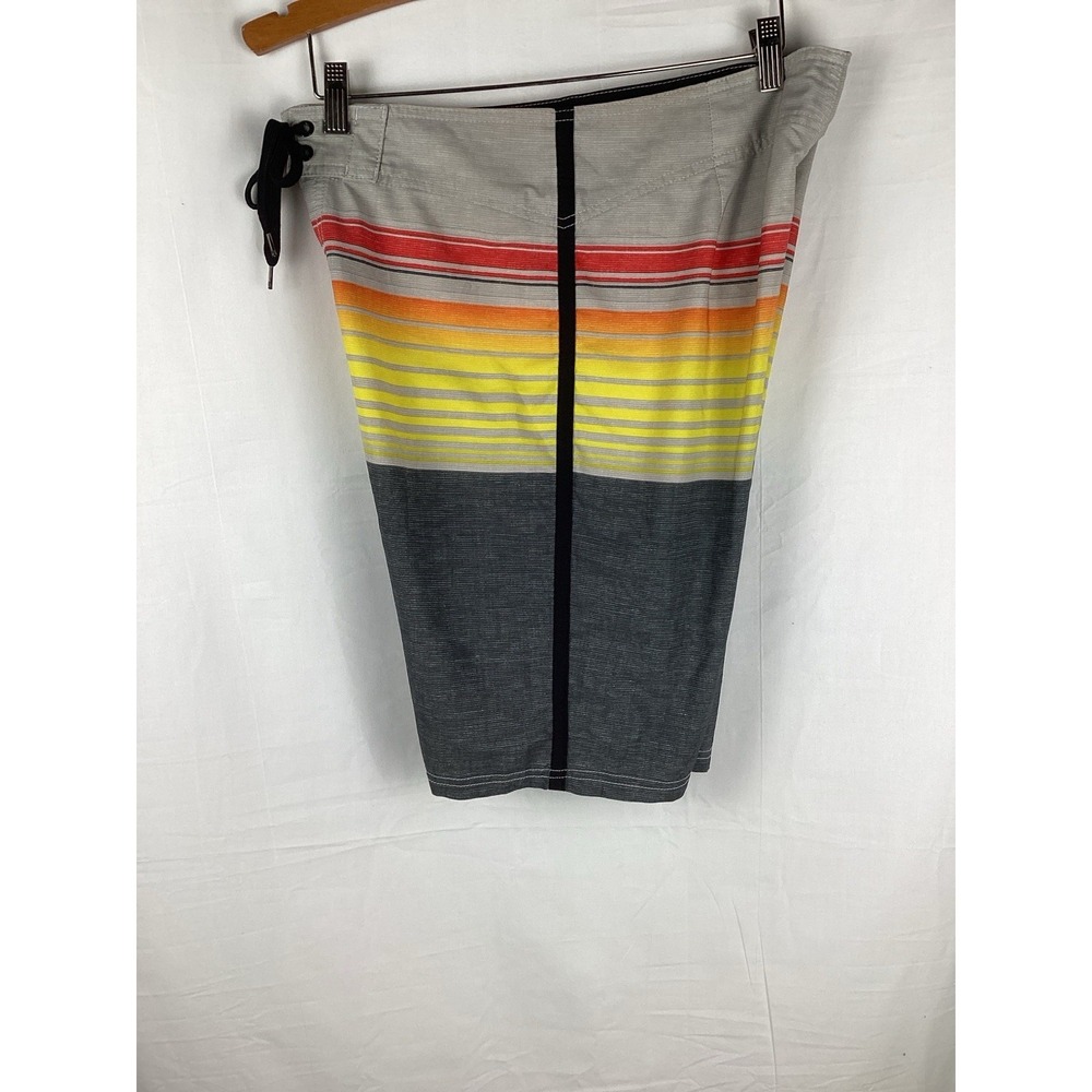 Mossimo Supply Company Board/Surf Shorts Men's 32R Surf Swim Skate Beach